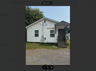 130 Badgett Aly, Alcoa, TN 37701