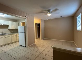 222 E Phillips Rd #11, Angleton, TX 77515