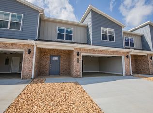 945 Seaborn Way, Pea Ridge, AR 72751