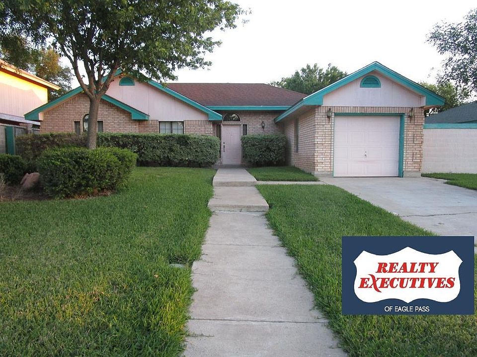 1st image of 866 Ceniza Dr
