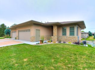 404 Aspen Ridge Rd, Ames, IA 50010