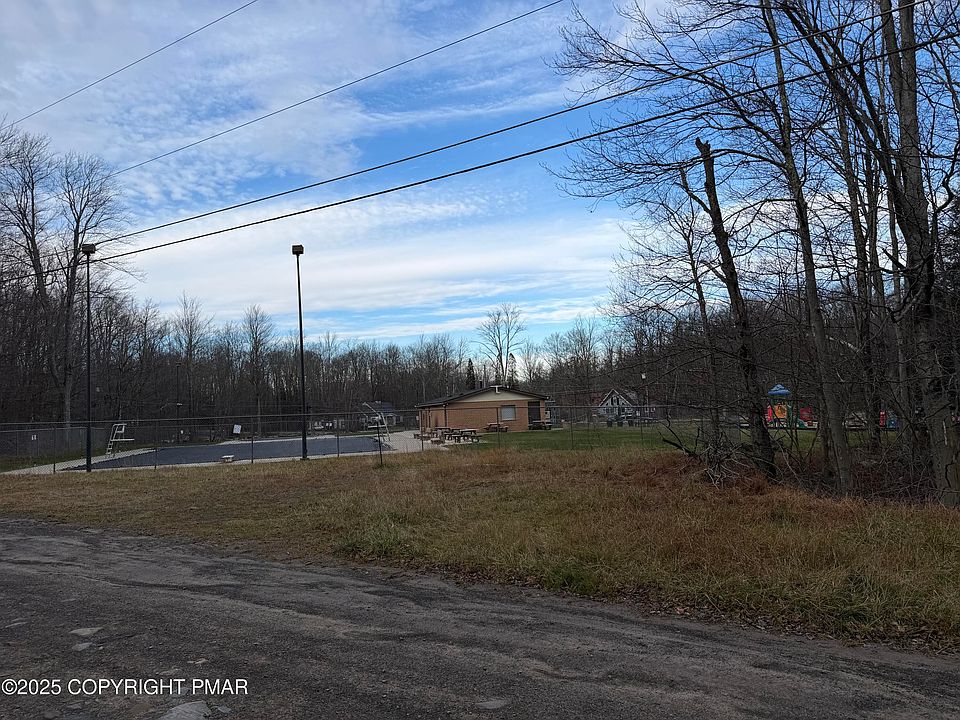 2nd image of 14-1501-15 Catawissa Dr