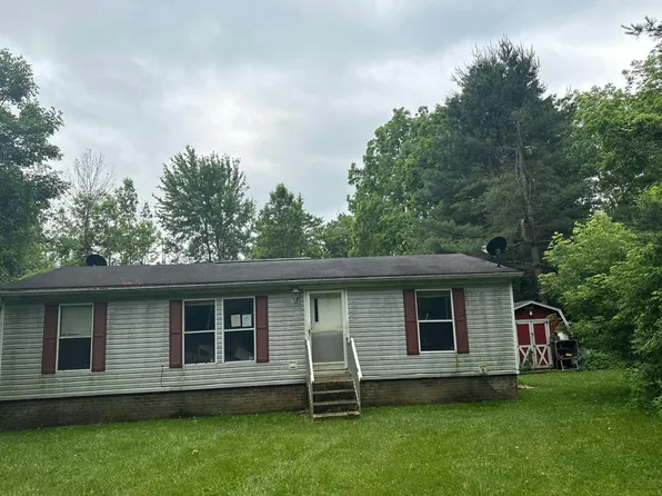 3881 Kinsman Rd NW, North Bloomfield, OH 44450