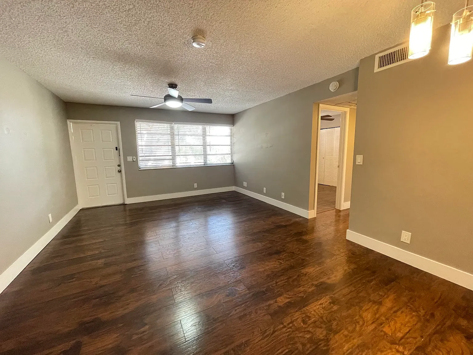 2 bed, 2.0 bath, 768 sqft, $1,950 — Photo 3