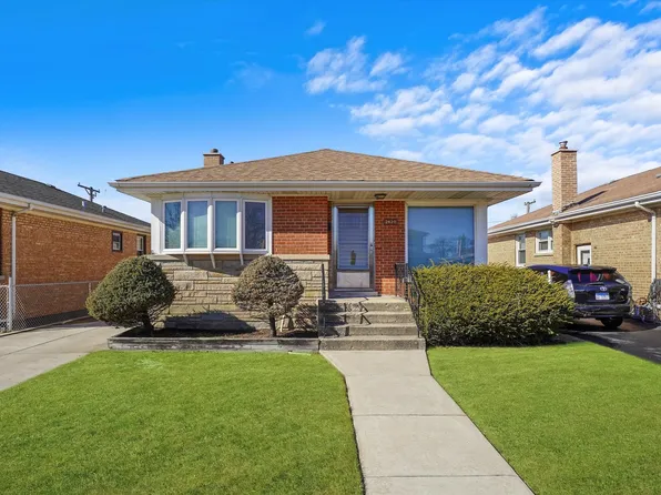 2420 Ernst St, Franklin Park, IL 60131