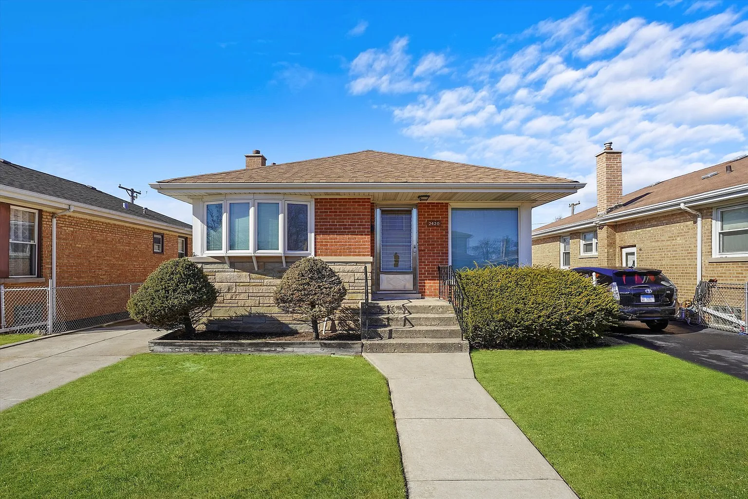 2420 Ernst St photo 1
