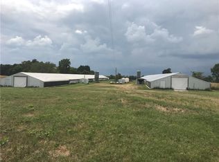 24810 Loux Rd, Maysville, AR 72747