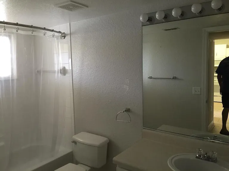 8271 Key Royal Cir #931 — Photo 4