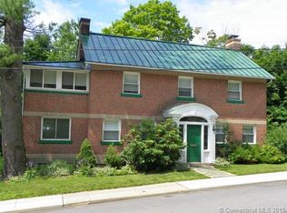 90 Hillside Ave, Winsted, CT 06098