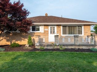 6335 Carol Dr, Brookpark, OH