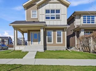 231 E Sundown Rd, Cochrane, AB T4C2R3