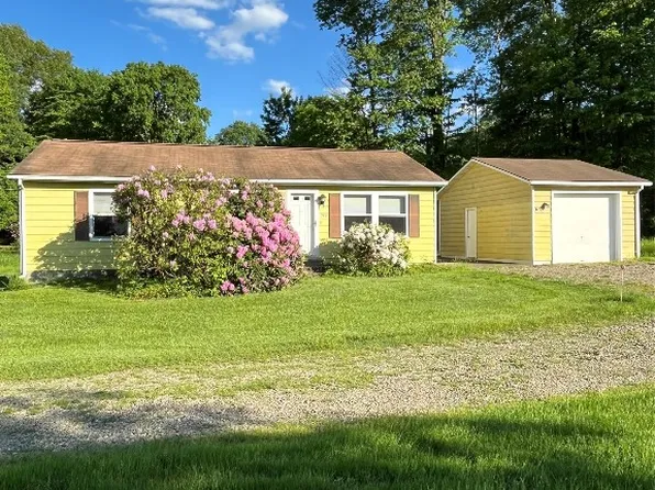 749 Brown Ave, Conneaut Lake, PA 16316