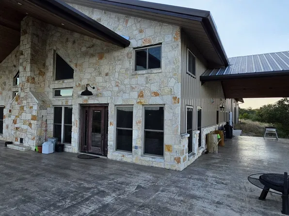 1578 Pvt 3375, Leakey, TX 78873