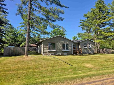 601 W 7th St, Washburn, WI, 54891