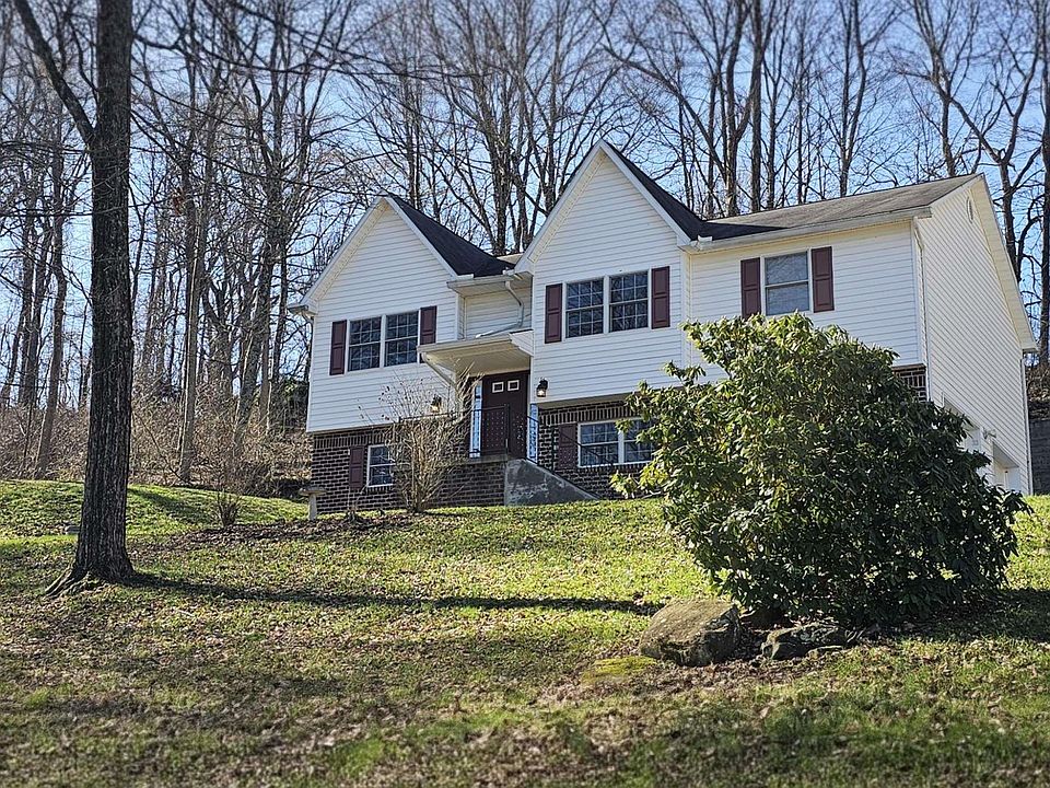 1st image of 33 Rocky Top Ln
