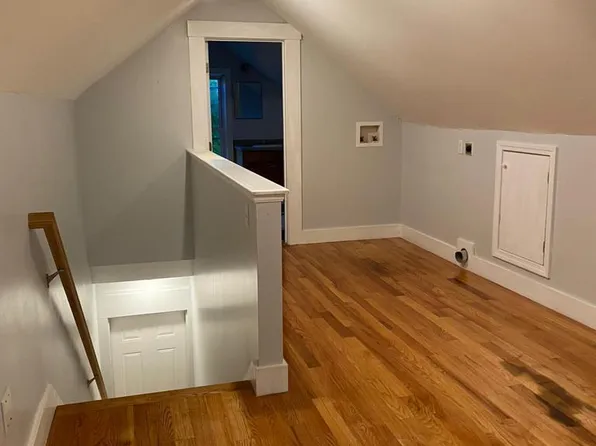 16 Pearl St #3, Clinton, MA 01510