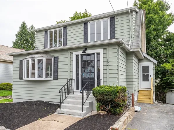 102 Forest St, Fitchburg, MA 01420