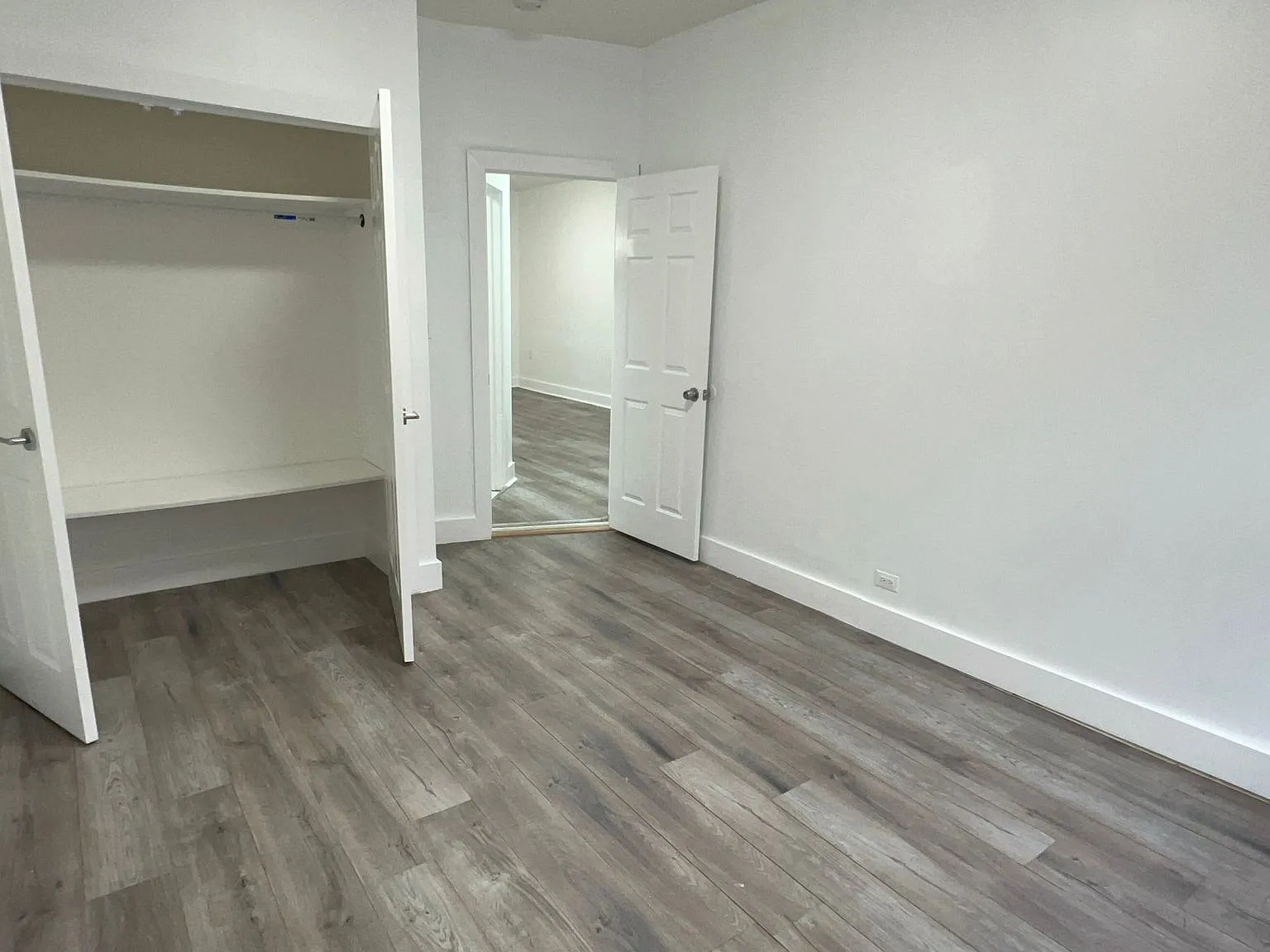 2 bed, $2,678 — Photo 3