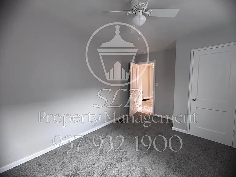 420 E Siebenthaler Ave — Photo 13