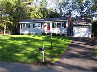 1 Country Ln, Maynard, MA 01754