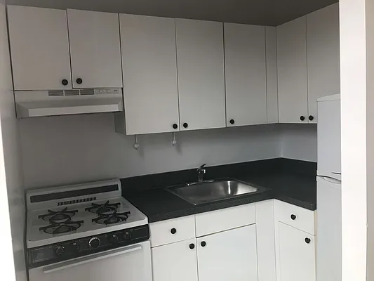 Rented by Royalty Living NYC | media 33