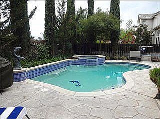 2nd image of 1609 E La Quinta Dr