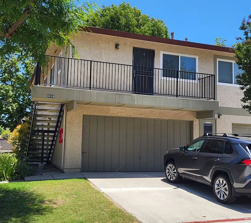 8838 Mission Vega Ct #4