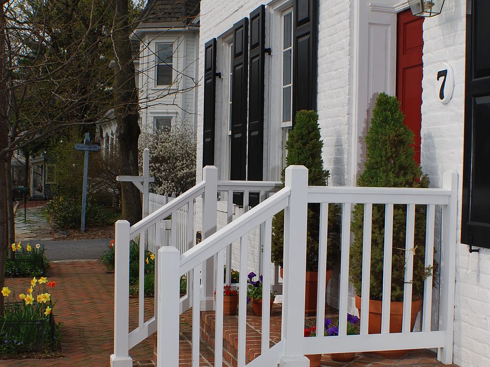 7 W Main St, Burkittsville, MD 21718 Zillow