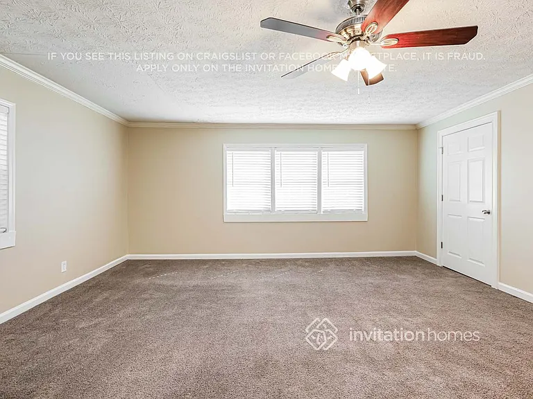 2396 Shire Ct — Photo 13