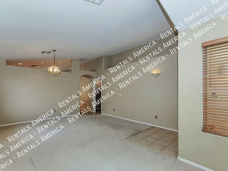 10462 E Jerrell Cove St — Photo 3