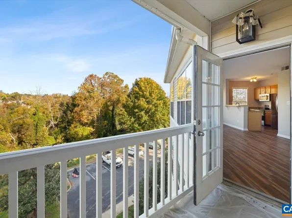 270 Riverbend Dr, Charlottesville, VA 22911
