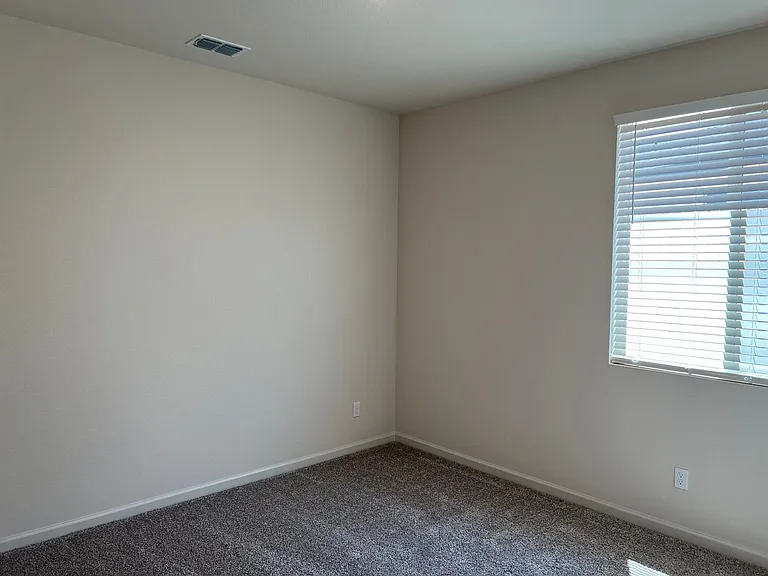 407 Cardini Ct — Photo 17