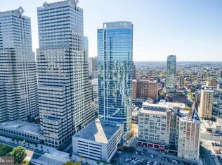 2101 Market St UNIT 2301, Philadelphia, PA 19103