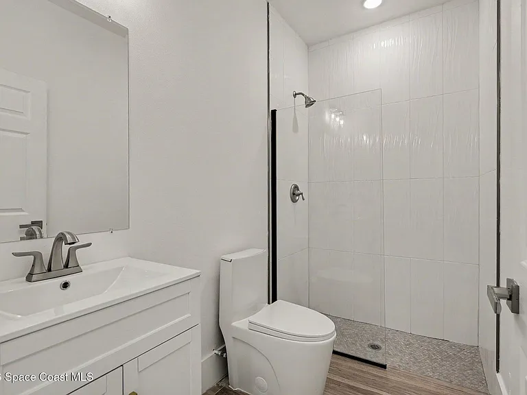 15 Travis St #101 — Photo 18