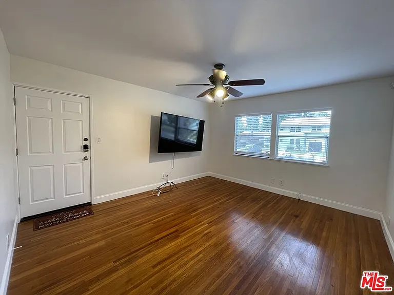 5870 Bowcroft St #2 — Photo 6