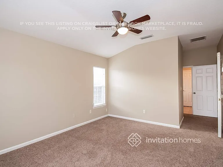 545 Thornberry Rd — Photo 11
