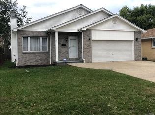 120 Margaret Rd, Amherst, NY 14226