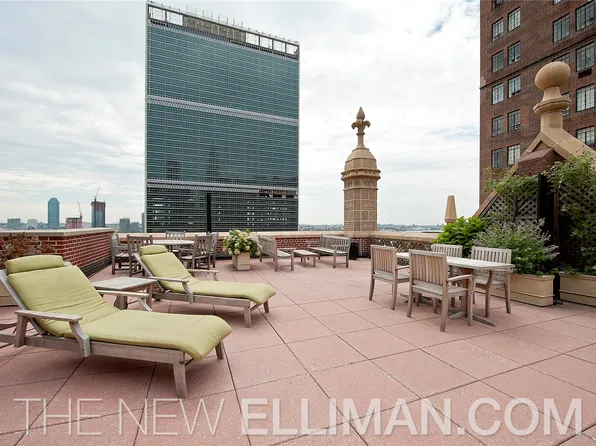 333 East 43rd Street image 1 of 2