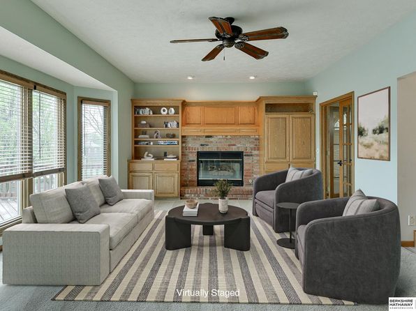 17151 P St, Omaha, NE 68135