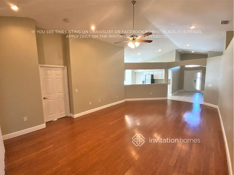 2760 Madrigal Ln — Photo 2