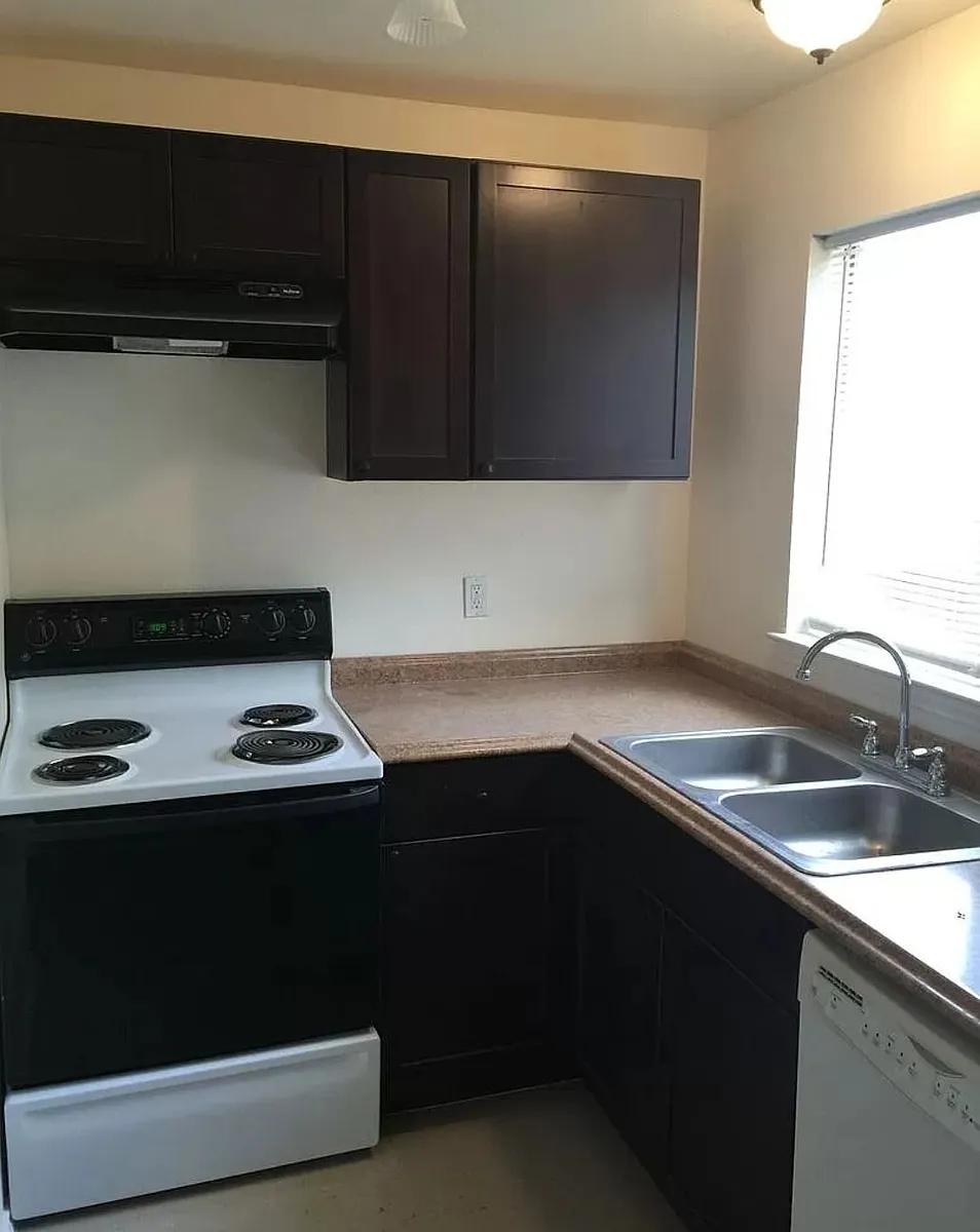 Building Photo - 10641 Starcrest Dr #10645