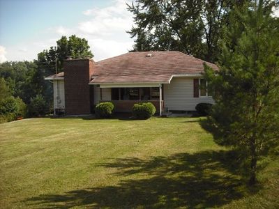 955 Rambler Dr, Ellwood City, PA, 16117