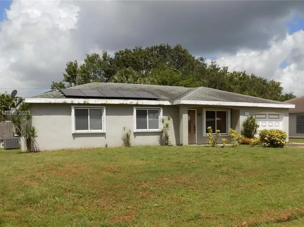 1902 SE Aneci St, Port Saint Lucie, FL 34983
