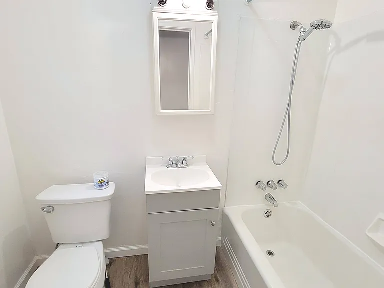 416 N 3rd Ave — Photo 10