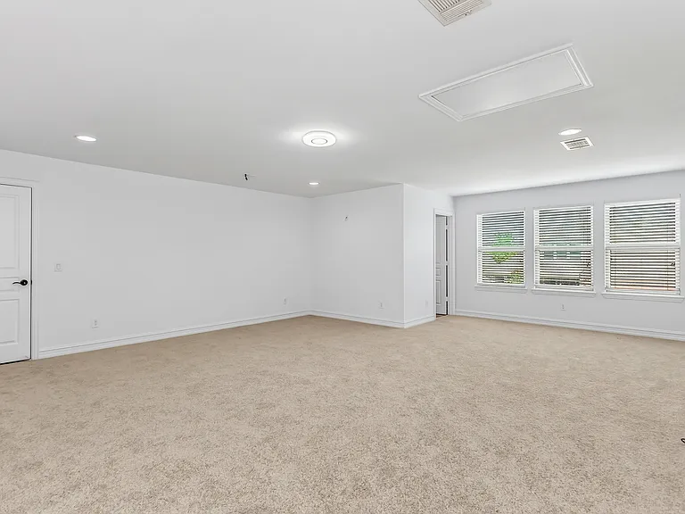 1034 Blanco Dr — Photo 32