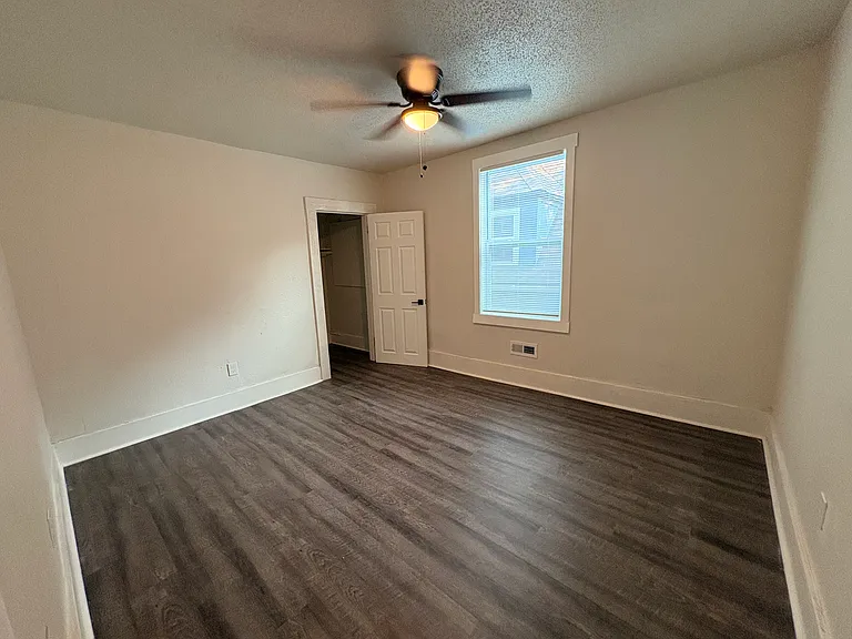 3011 Holmes St — Photo 18