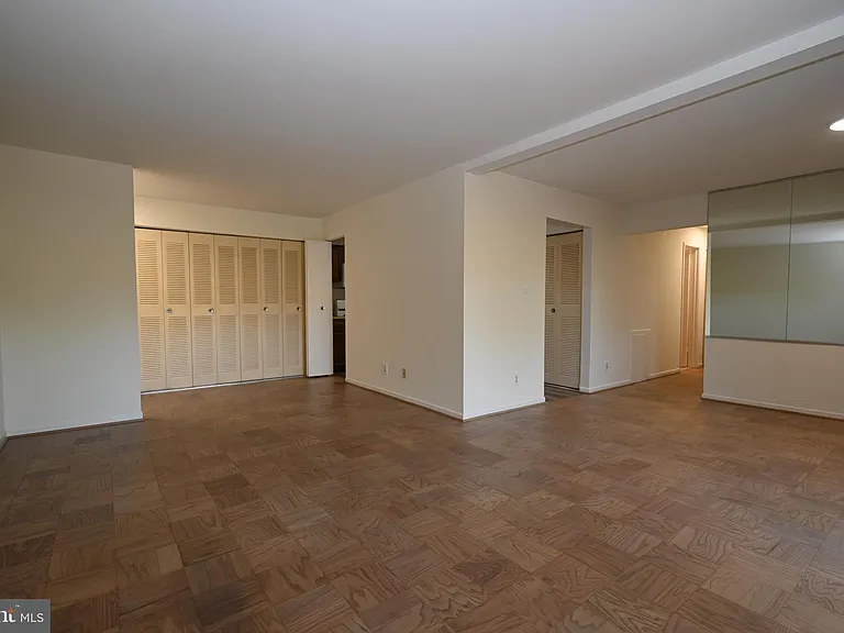 4404 Island Pl #104 — Photo 7