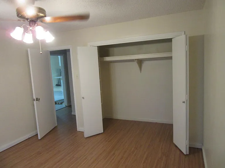 Bedroom 2 w/ large closet