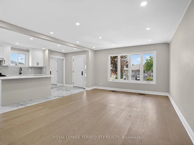1173 Shadeland Dr — Photo 12