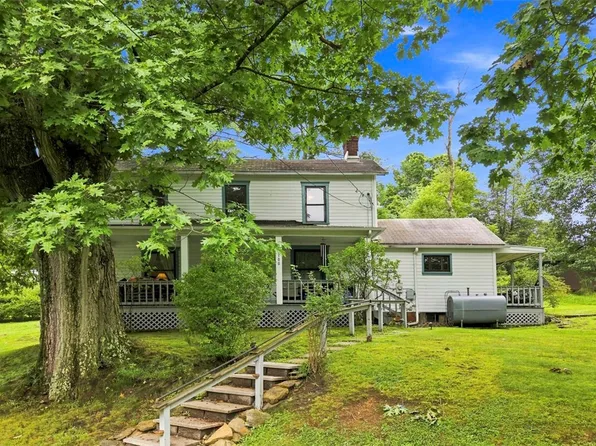 3100 Snowden Rd, South Park, PA 15129